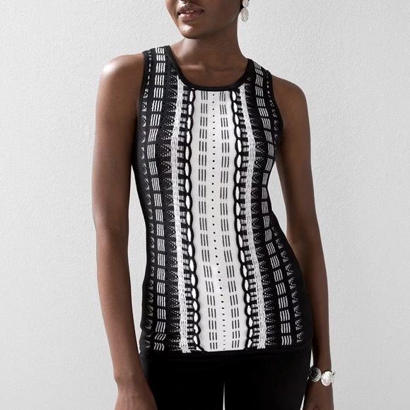 WHBM BLACK & WHITE SCALLOPED DETAIL SLEEVELESS SWEATER - Picture 1 of 12